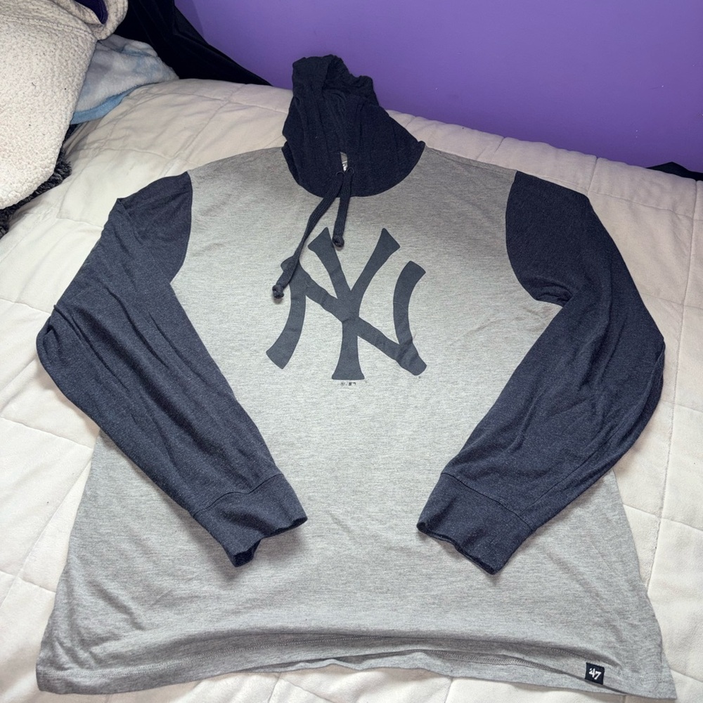 Yankees Hooded Long Sleeved T Shirt